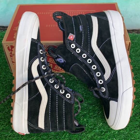 VANS SK8-Hi MTE 2.0 Dx Black/True White Men’s - Picture 6 of 16